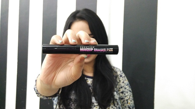 review-studio-makeup-eraser-pen-0