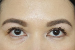 Benefit-They're-Real-Tinted-Eyelash-Primer-Mascara2