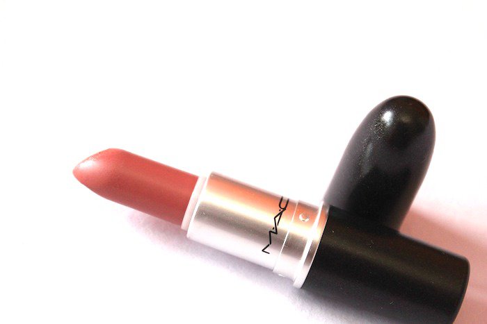 mac-kinda-sexy-lipstick