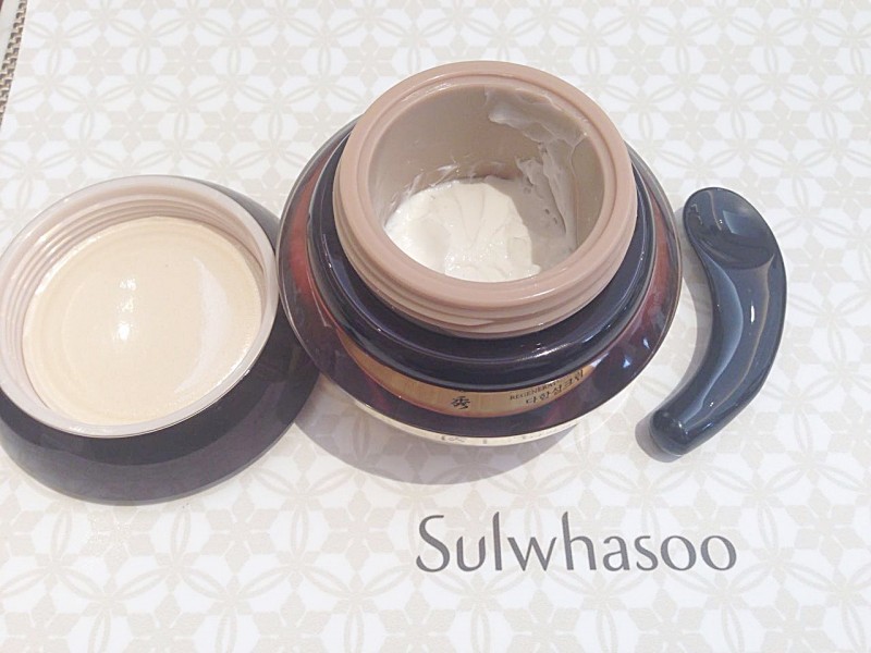 Sulwhasoo-Harmonizen-Regenerating-Cream