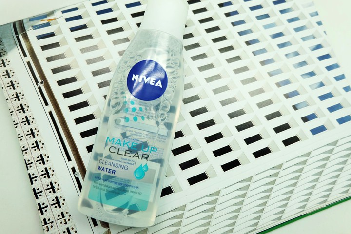 first-cleanser-skincare-editor-female-daily-nivea-micellar