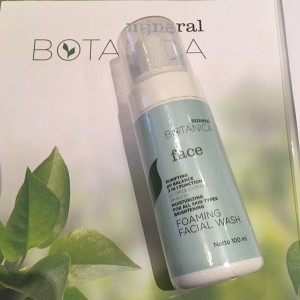 Mineral Botanica Foaming Facial Wash
