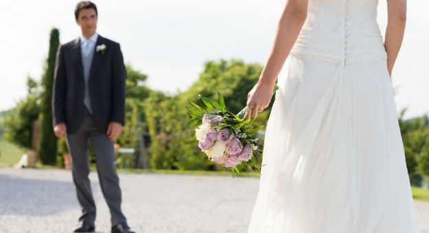5 Cara Tampil Lebih Kurus Saat Hari Pernikahan - Female Daily