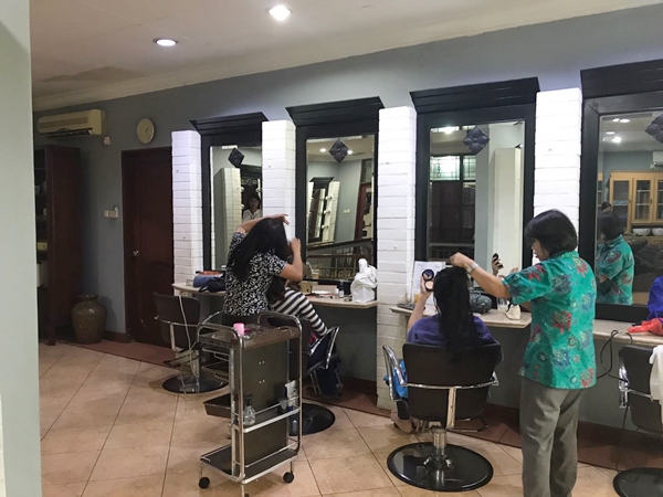 Salon Devasre Ruang Potong Rambut