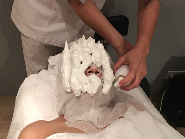 Cocoon Mask Treatment 2