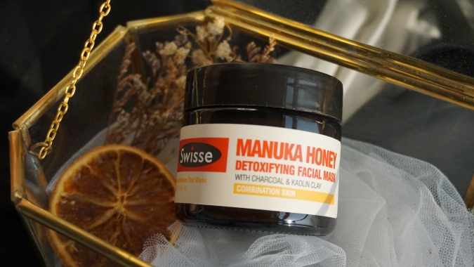Review Swisse Manuka Honey Detoxifying Clay Mask 2